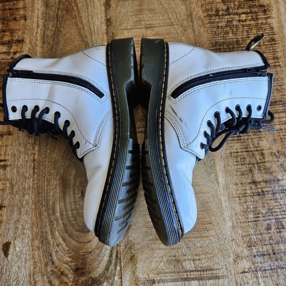 DR. MARTEN'S 1460 LEATHER LACE UP BOOTS Size US 5L White - Picture 8 of 11